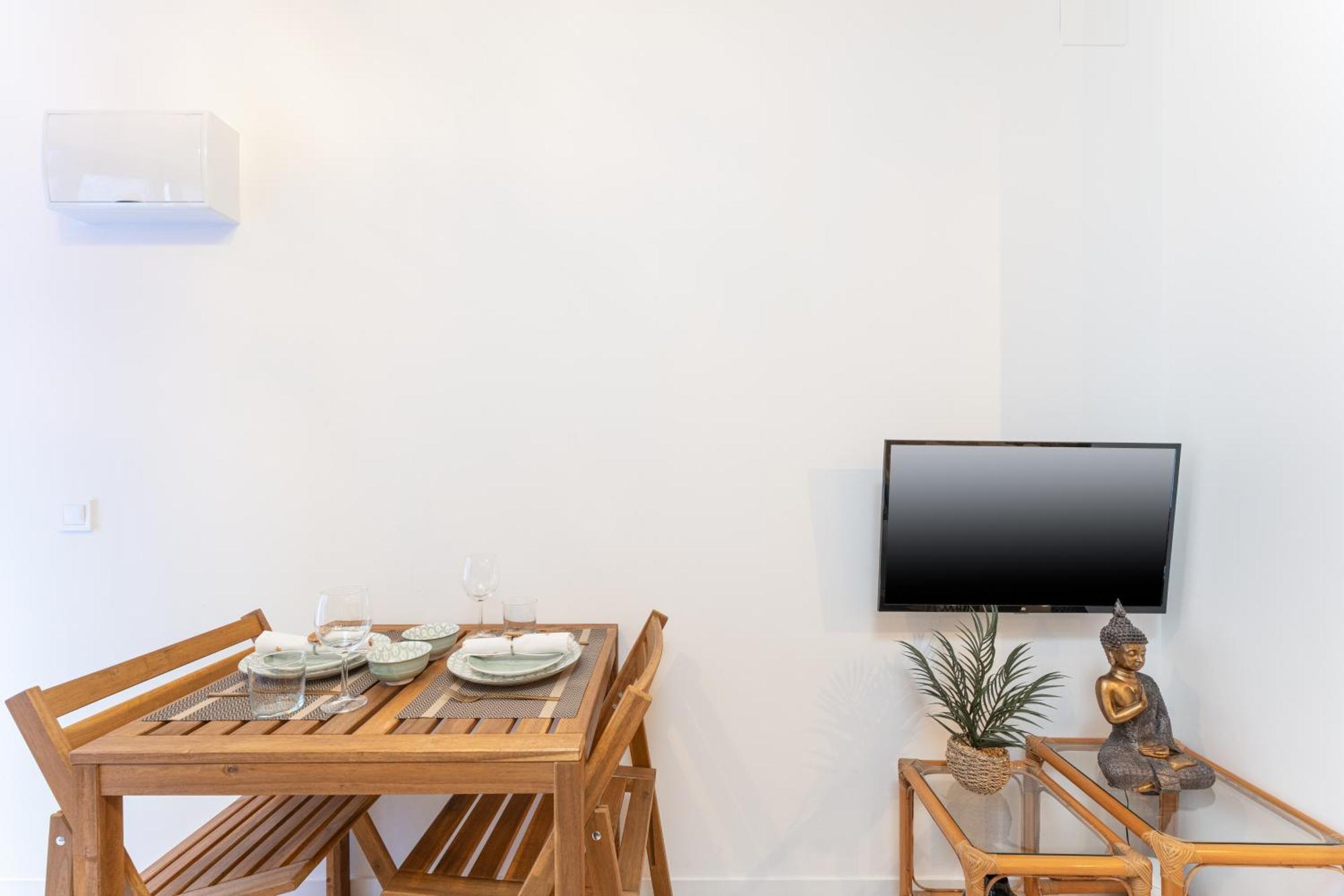 Soho By The Sea Valencia Apartment Exterior photo